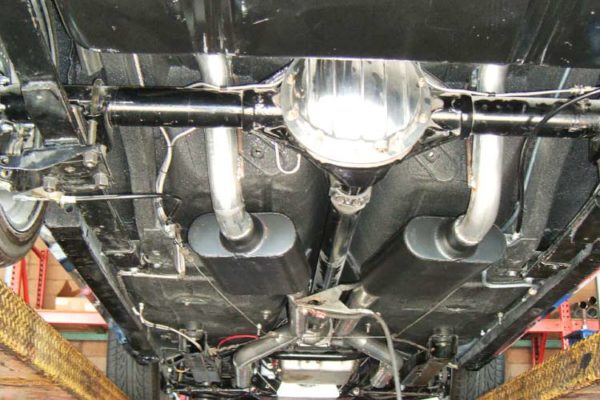 1968-Chevrolet-Camaro-Complete-Exhasut-System-w-Flowmaster-Mufflers-Underneath