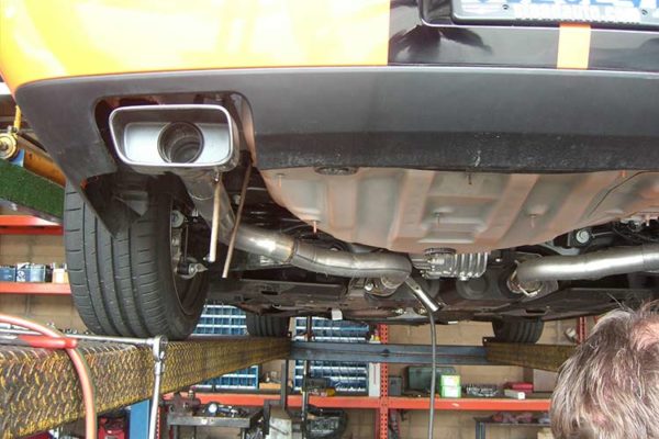 2012-Dodge-Charger-RT-Flowmaster-Install-Left-Side-Tips